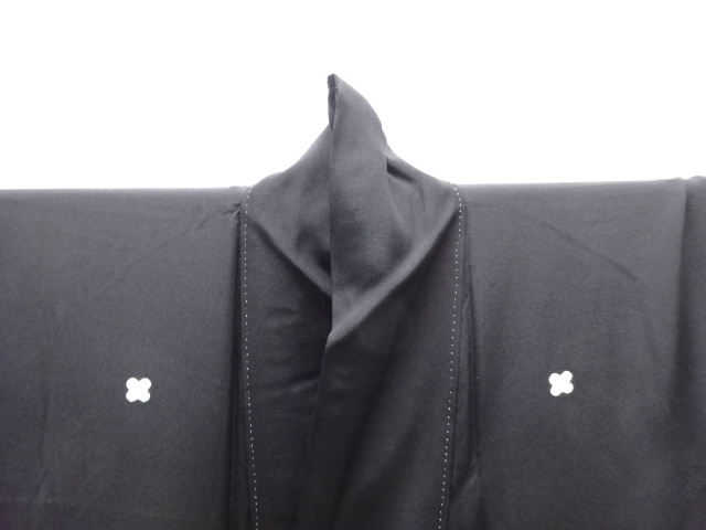  松に御所車模様留袖(比翼付き)